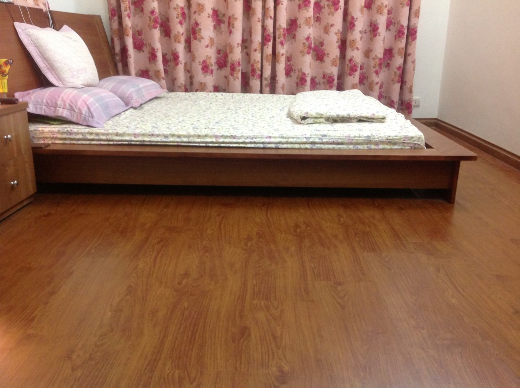 Sàn gỗ công nghiệp phòng ngủ san go cong nghiep cao cap ngay cang duoc su dung pho bien